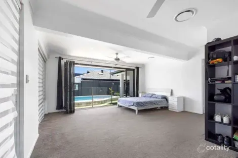 Property photo of 62 Rio Vista Boulevard Broadbeach Waters QLD 4218
