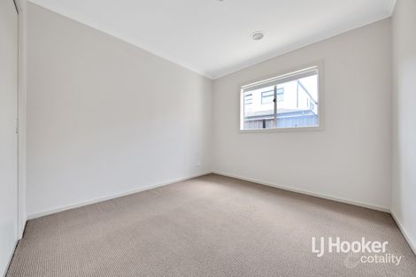 Property photo of 38 Neroli Crescent Truganina VIC 3029