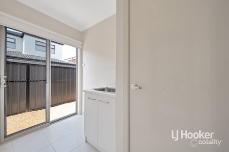 Property photo of 38 Neroli Crescent Truganina VIC 3029