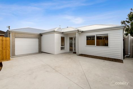 2/28 Ash Rd, Leopold, VIC 3224