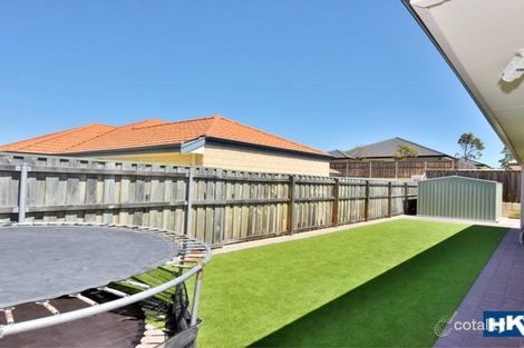 Property photo of 24 Brigalow Bend Ellenbrook WA 6069