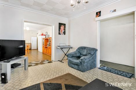 Property photo of 12 Lynch Road Brooklyn VIC 3012