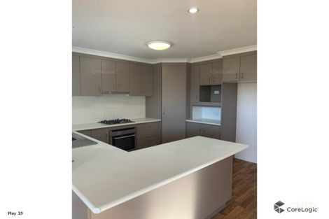 Property photo of 2 Carnarvon Parade New Auckland QLD 4680