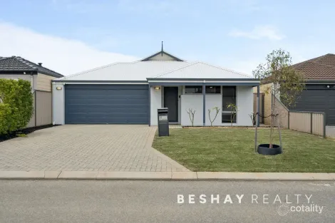 13 PASSENDALE CRES, PIARA WATERS, WA 6112