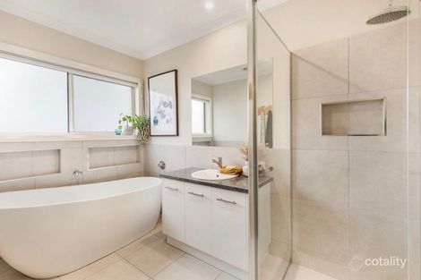 Property photo of 2 Levanda Boulevard Jackass Flat VIC 3556