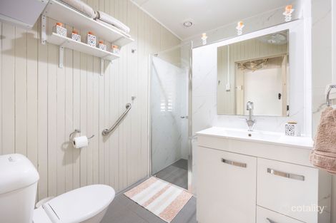 Property photo of 37 Ocean Street Torquay QLD 4655