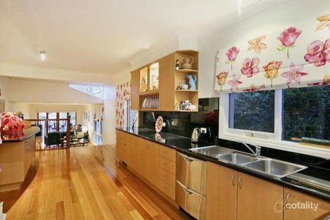 Property photo of 16 Kimberley Way Bulleen VIC 3105