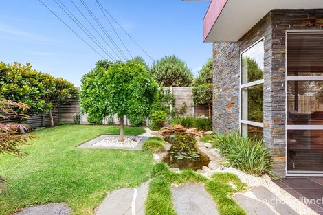 Property photo of 18 Queen Street Mornington VIC 3931