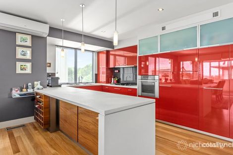 Property photo of 18 Queen Street Mornington VIC 3931