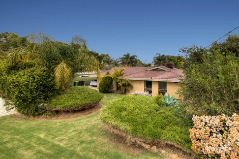 54 Strelitzia Ave, Forrestfield, WA 6058
