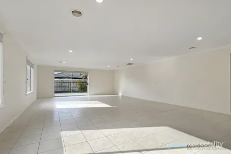 Property photo of 25 Arrowgrass Drive Point Cook VIC 3030
