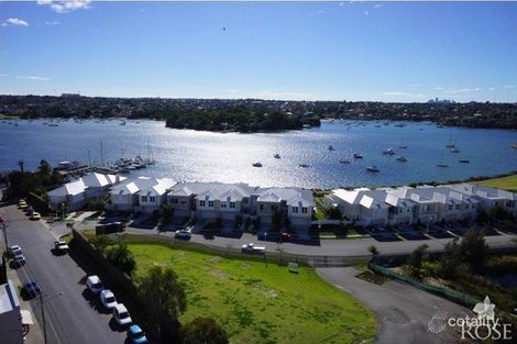 Property photo of 10/5 Woodlands Avenue Breakfast Point NSW 2137