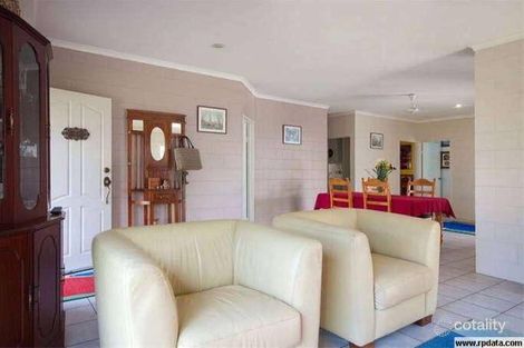 Property photo of 20 Blackbird Close Bentley Park QLD 4869