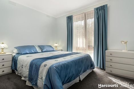 Property photo of 5 Cappella Court Glen Waverley VIC 3150
