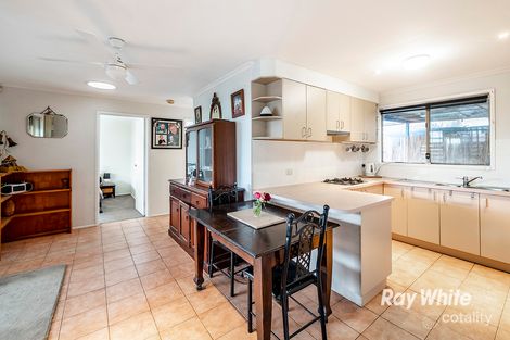 Property photo of 12 Navarre Drive Cranbourne West VIC 3977
