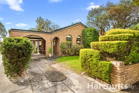 Property photo of 63 Landstrom Quadrant Kilsyth VIC 3137