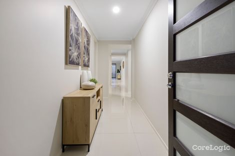 Property photo of 425 Gainsborough Drive Pimpama QLD 4209
