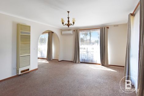 Property photo of 4 Cromwell Street Sebastopol VIC 3356