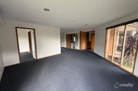 Property photo of 110 Lesdon Avenue Cranbourne VIC 3977