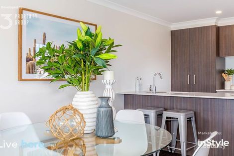 Property photo of 17/33 Woodberry Avenue Coombs ACT 2611