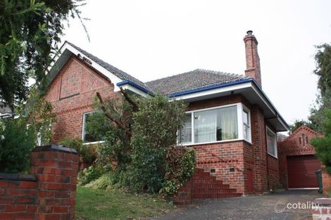 Property photo of 27 Wadham Parade Mount Waverley VIC 3149