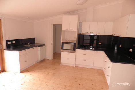 Property photo of 2 Elphin Street Newport VIC 3015