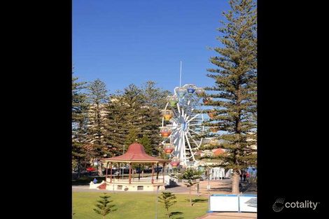 134/16 Holdfast Prom, Glenelg, SA 5045