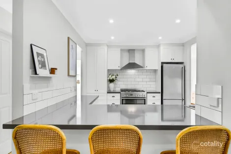 Property photo of 65 Neasham Drive Dandenong North VIC 3175