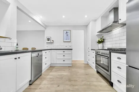 Property photo of 65 Neasham Drive Dandenong North VIC 3175