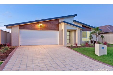Property photo of 4 Fulbeck Place Wellington Point QLD 4160