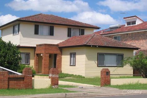4 Rosebery Rd, Guildford, NSW 2161