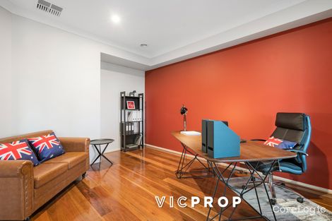 Property photo of 22 Grandiflora Grove Point Cook VIC 3030