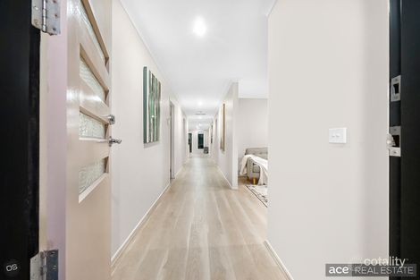 Property photo of 9 Narmara Mews Wyndham Vale VIC 3024