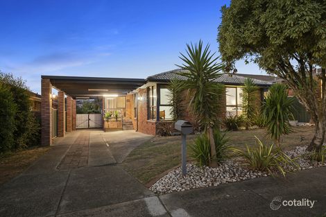 Property photo of 10 Quirk Court Endeavour Hills VIC 3802