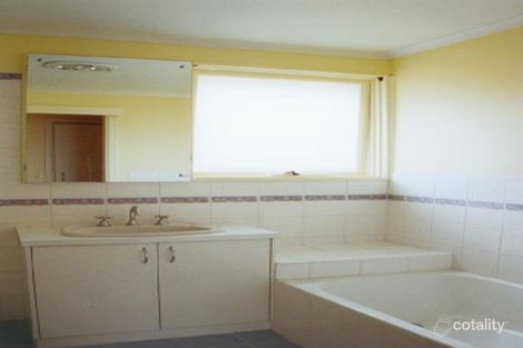 2 Page St, Mitcham, VIC 3132