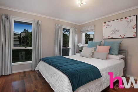 Property photo of 11 Reigate Road Highton VIC 3216