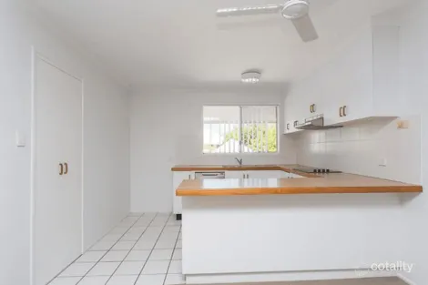 Property photo of 4/17 Beach Road Dolphin Heads QLD 4740