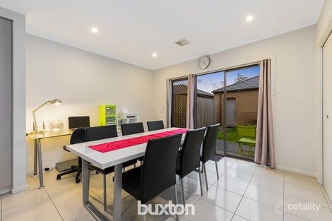 Property photo of 18 Linden Drive Keysborough VIC 3173