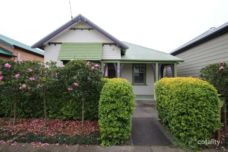 114 Cleary St, Hamilton, NSW 2303
