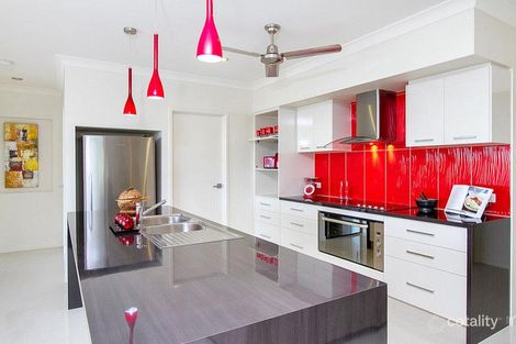 Property photo of 32 Canopys Edge Boulevard Smithfield QLD 4878