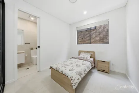 Property photo of 37 Flying Fox Circuit Oakville NSW 2765