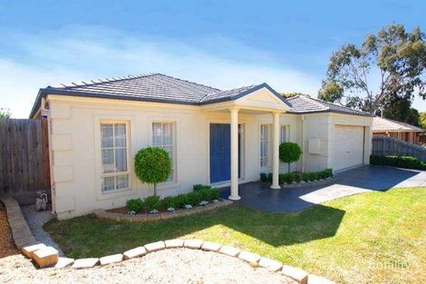 Property photo of 2 Mayfair Close Mulgrave VIC 3170