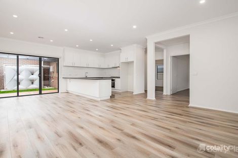 Property photo of 20 Cumberland Drive Pakenham VIC 3810