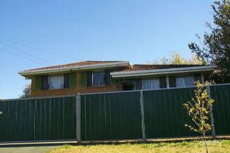 15 Mott Cres, Rockville, QLD 4350