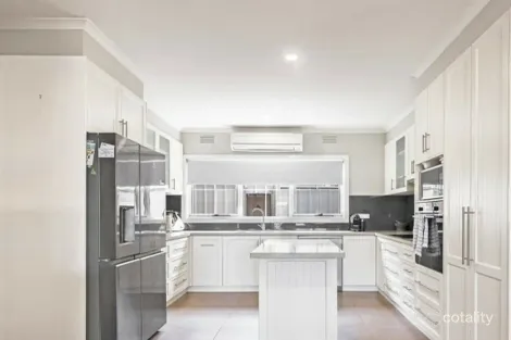 Property photo of 67 Campaspe Esplanade Echuca VIC 3564