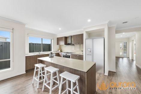 Property photo of 8 Juliet Way Berwick VIC 3806