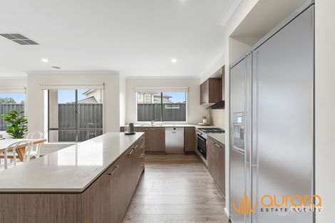 Property photo of 8 Juliet Way Berwick VIC 3806