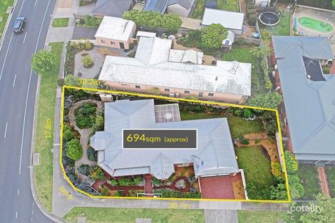 Property photo of 25 Burdekin Road Highton VIC 3216