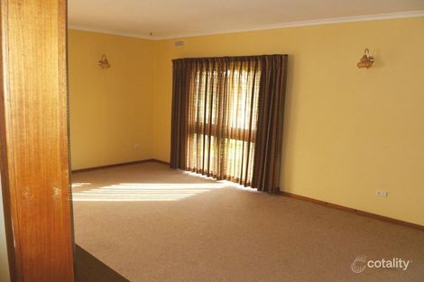 Property photo of 13 Queen Street Horsham VIC 3400