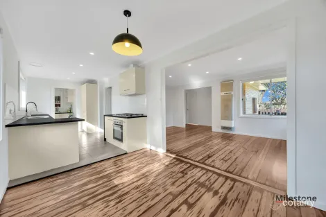 Property photo of 16 Tanglewood Street Kings Park VIC 3021